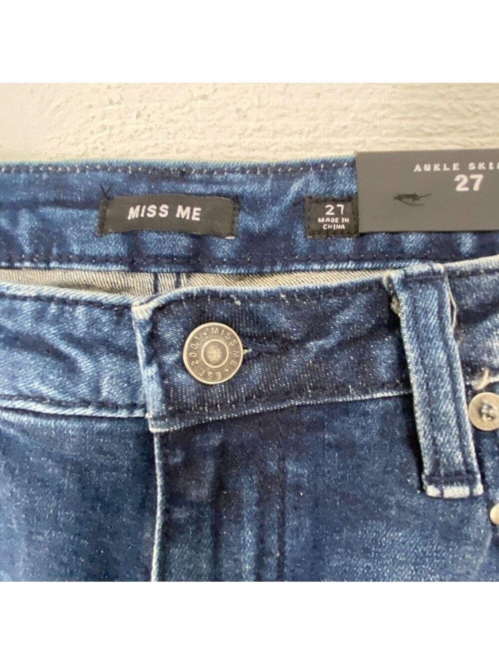Miss Me Jeans - Picture 8 of 9